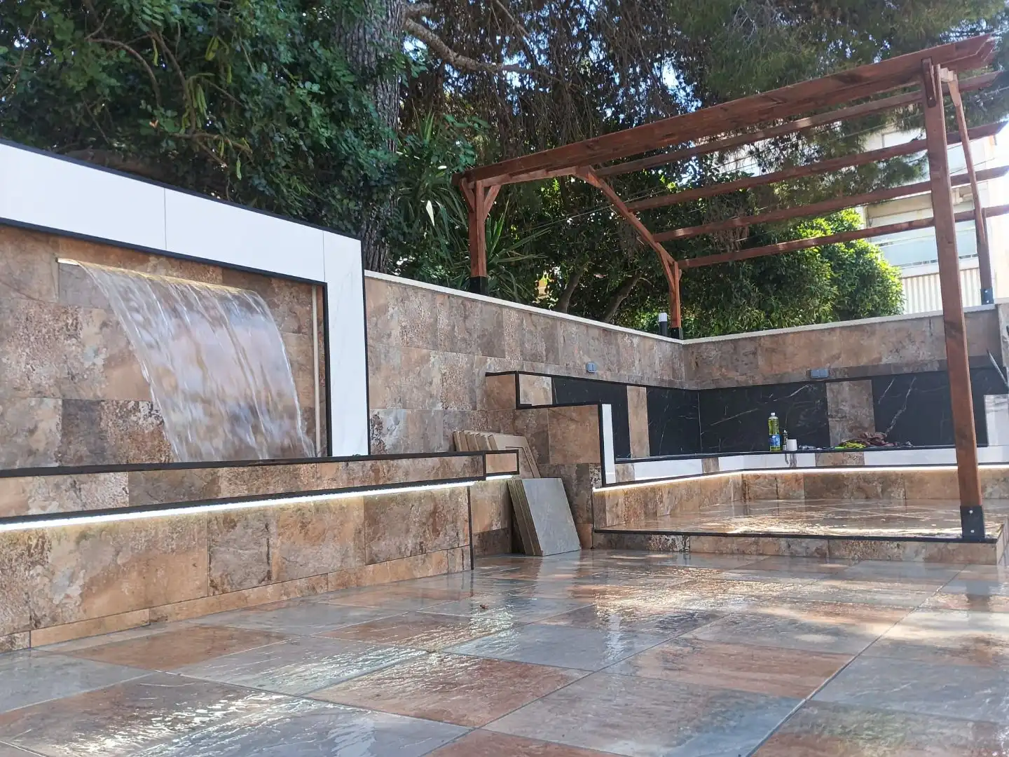 Casa a schiera con piscina in vendita a AVINGUDA GENERALITAT 70, imagen 5