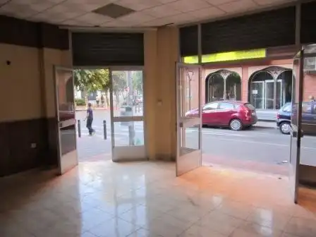 Commercial properties for rent in Murcia  with Air Conditioner