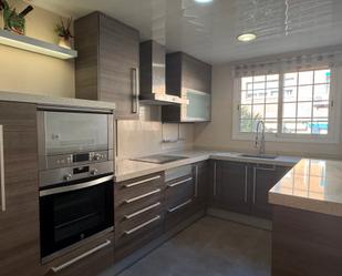 Kitchen of Single-family semi-detached to rent in Viladecans  with Air Conditioner, Heating and Terrace