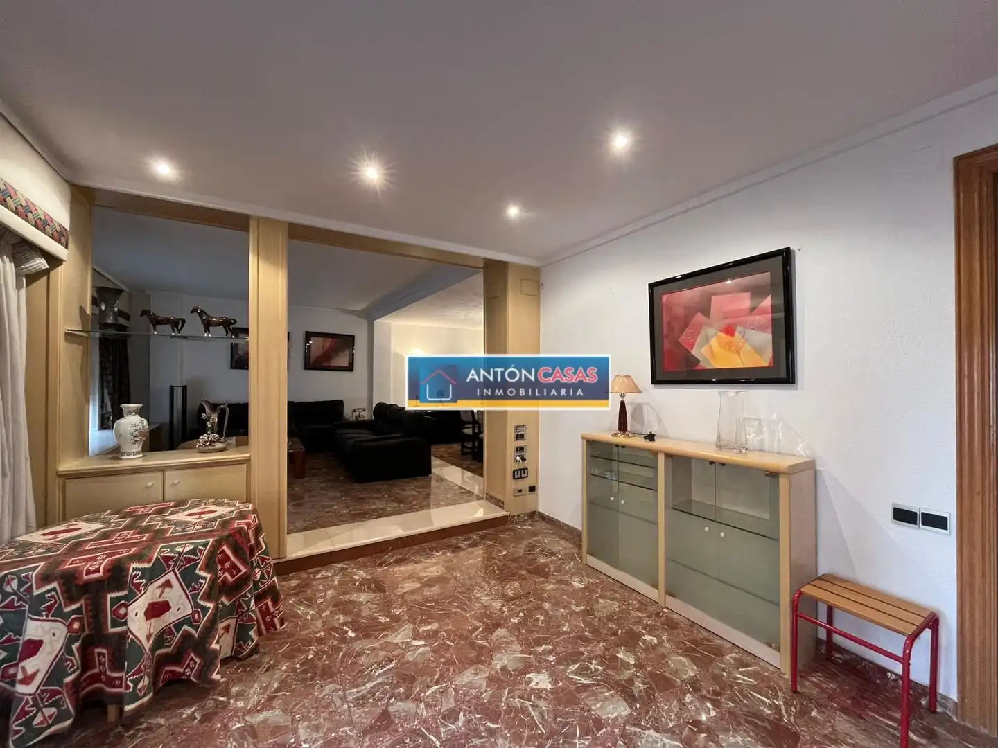 Wohnzimmer von Dachboden zum Verkauf in Elda mit Balkon und Alarm