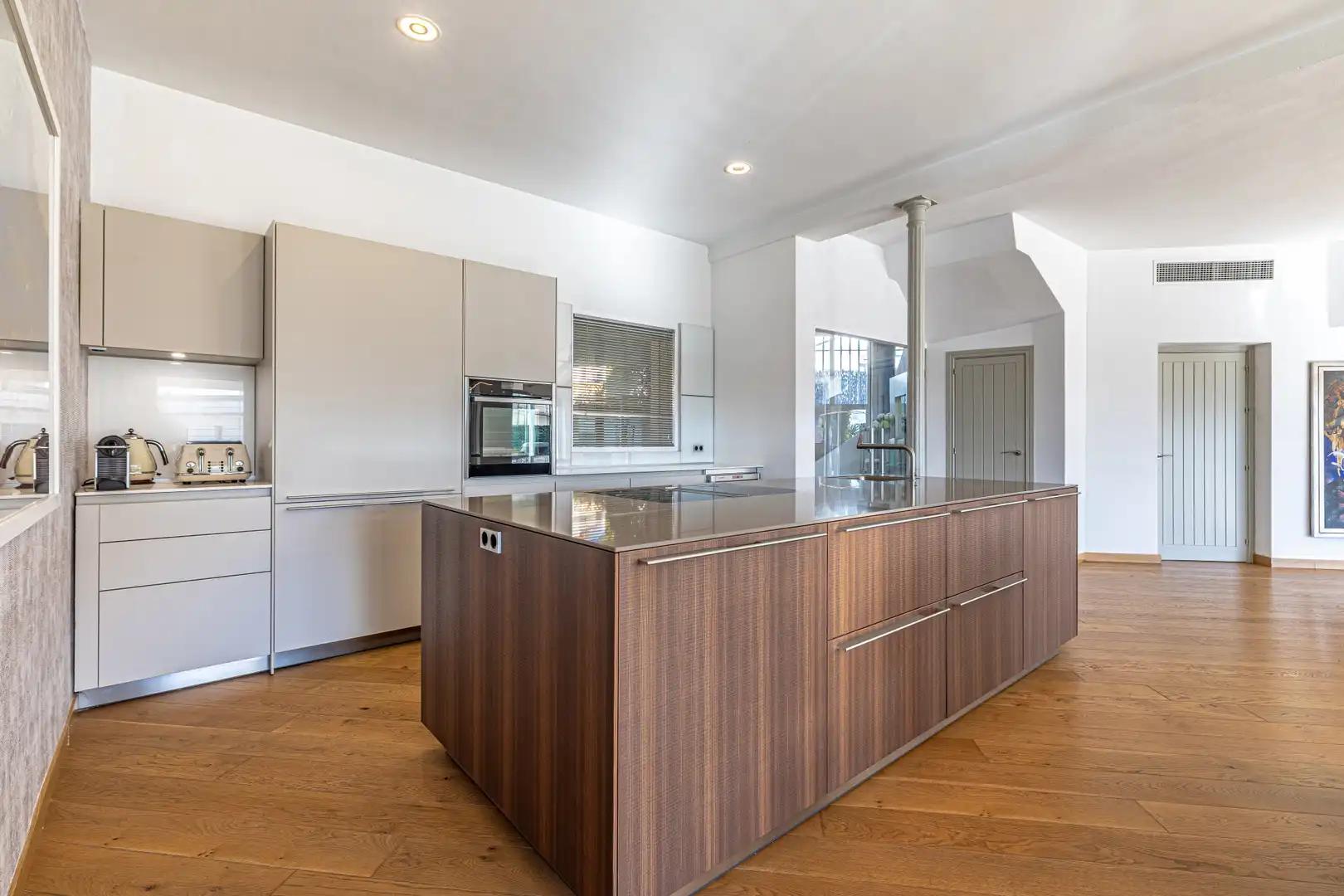 Cocina de Casa o chalet en venta en Marbella con Aire acondicionado, Jardín privado y Terraza