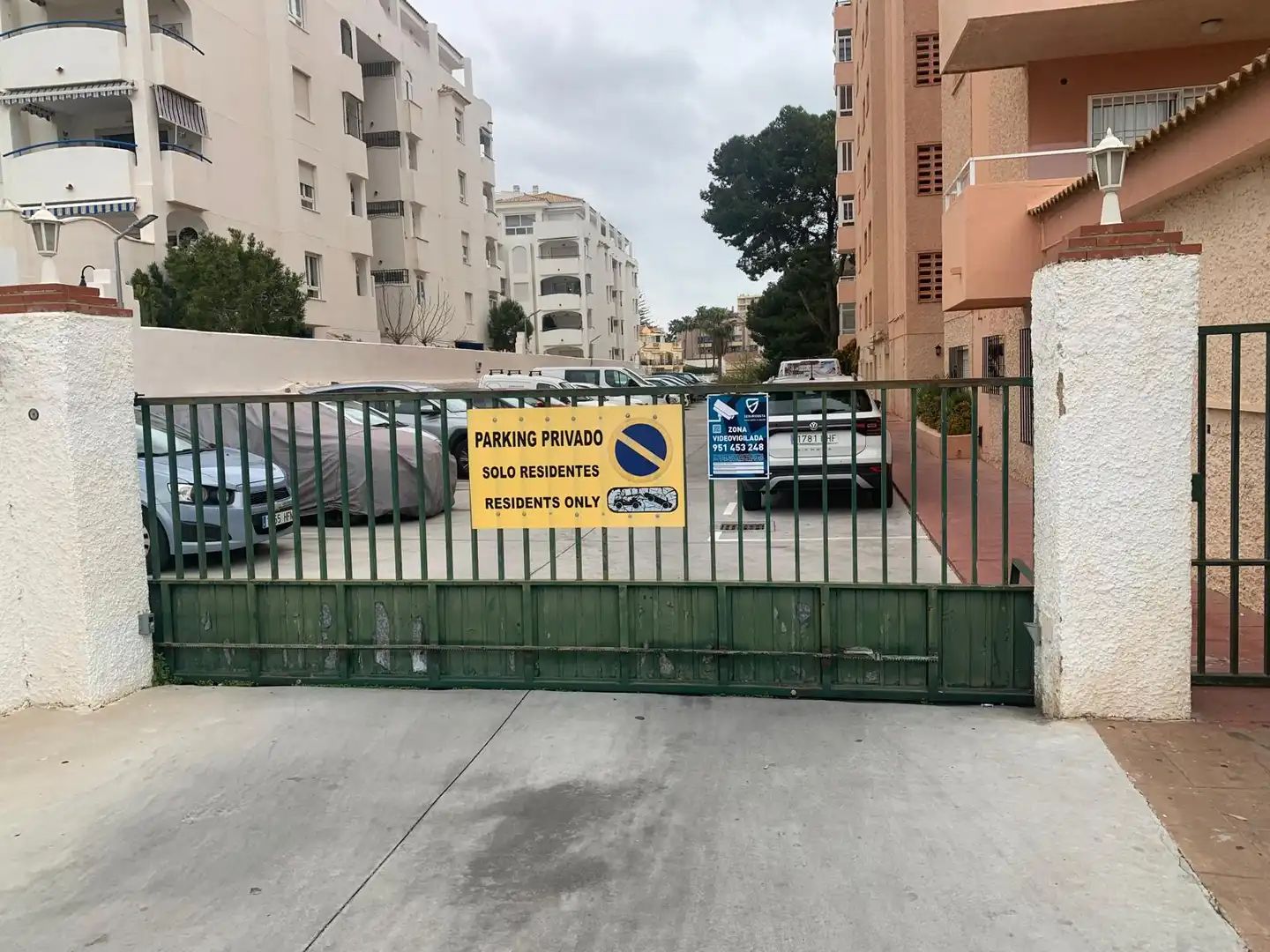 Parking of Flat for sale in Benalmádena  with Terrace, Furnished and Balcony