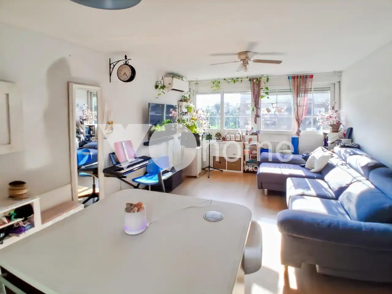 Living room of Flat for sale in Madrid  with Air Conditioner and Heating