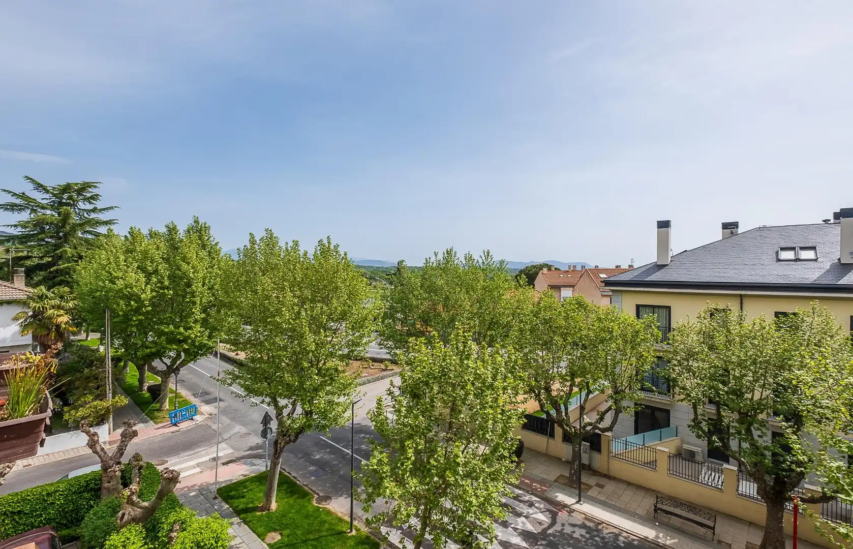 Exterior view of Duplexes for sale in El Escorial  with Heating, Private garden and Parquet flooring