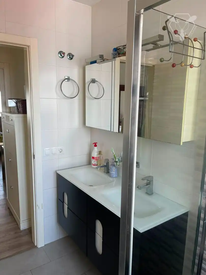 Bathroom of Flat for sale in Huelva  with Air Conditioner and Furnished