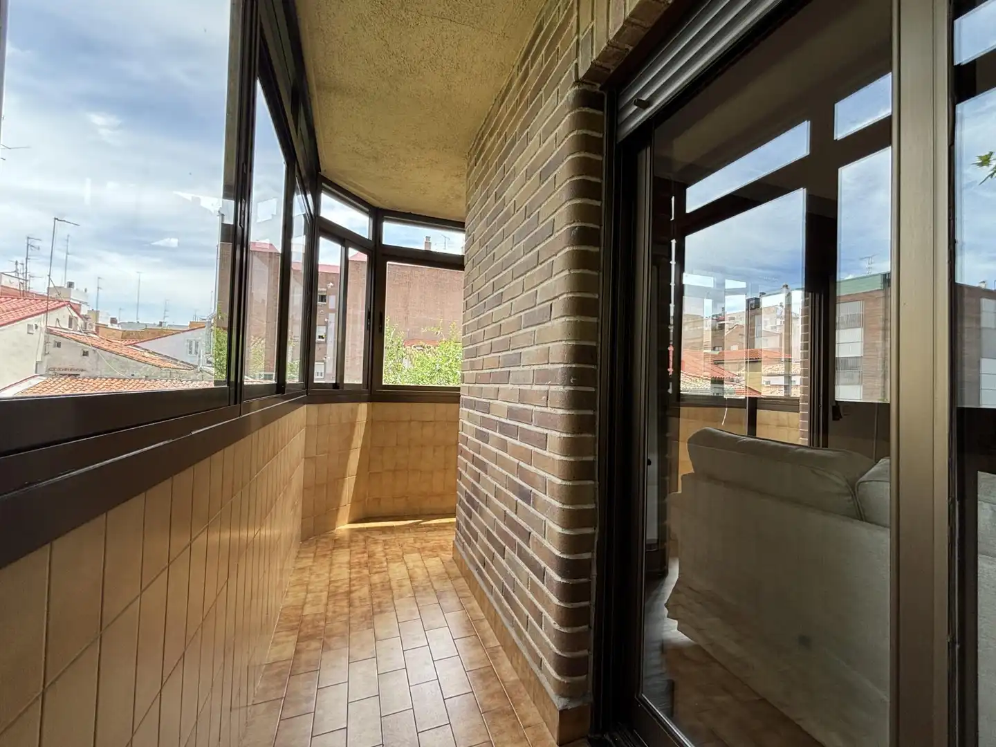Balcony of Flat for rent in Madrid  with Air Conditioner, Heating and Parquet flooring