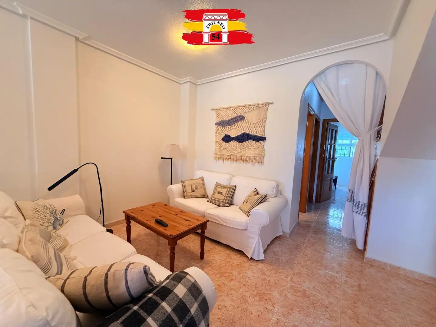 Sala de estar de Casa o chalet en venta en Pilar de la Horadada con Aire acondicionado, Jardín privado y Amueblado