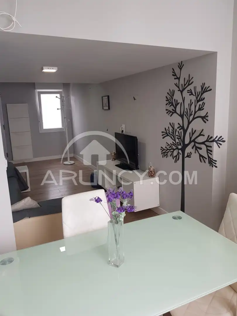 Wohnzimmer von Loft zur Miete in Utrera mit Möbliert
