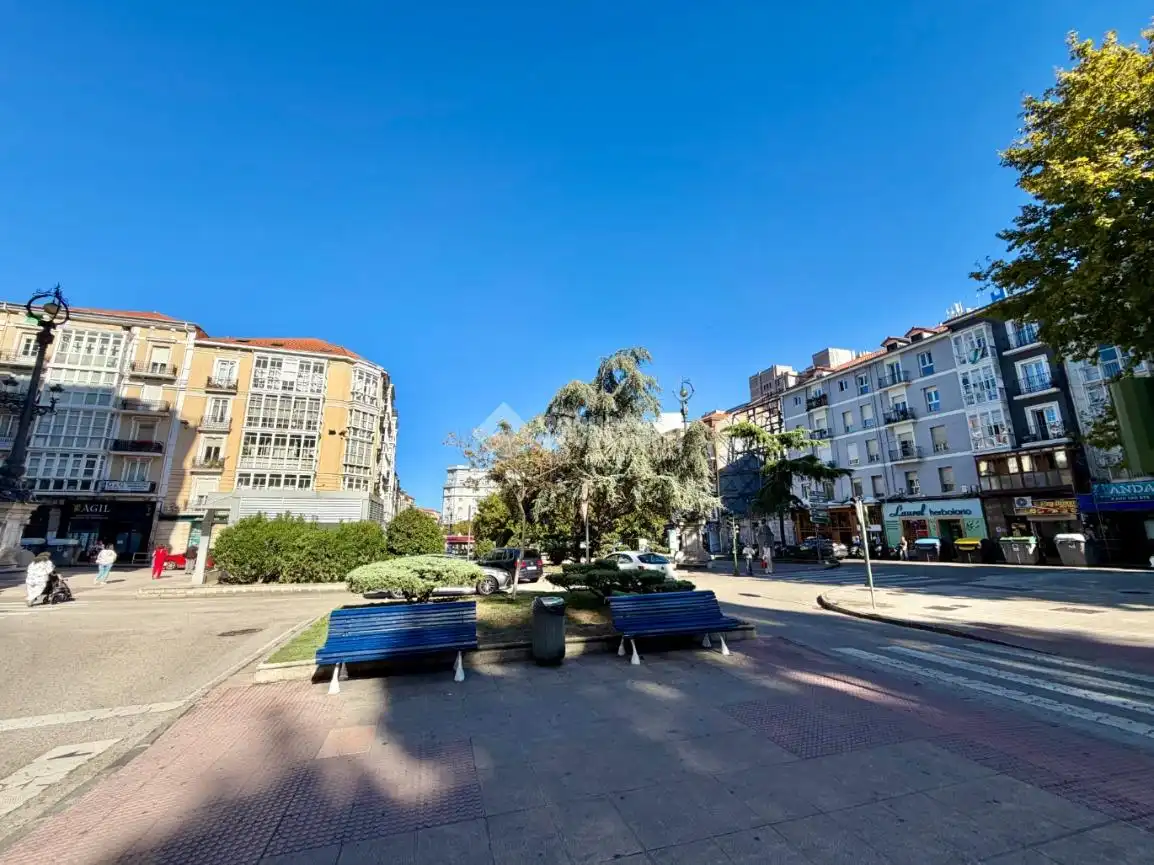 Außenansicht von Wohnung zum Verkauf in Santander