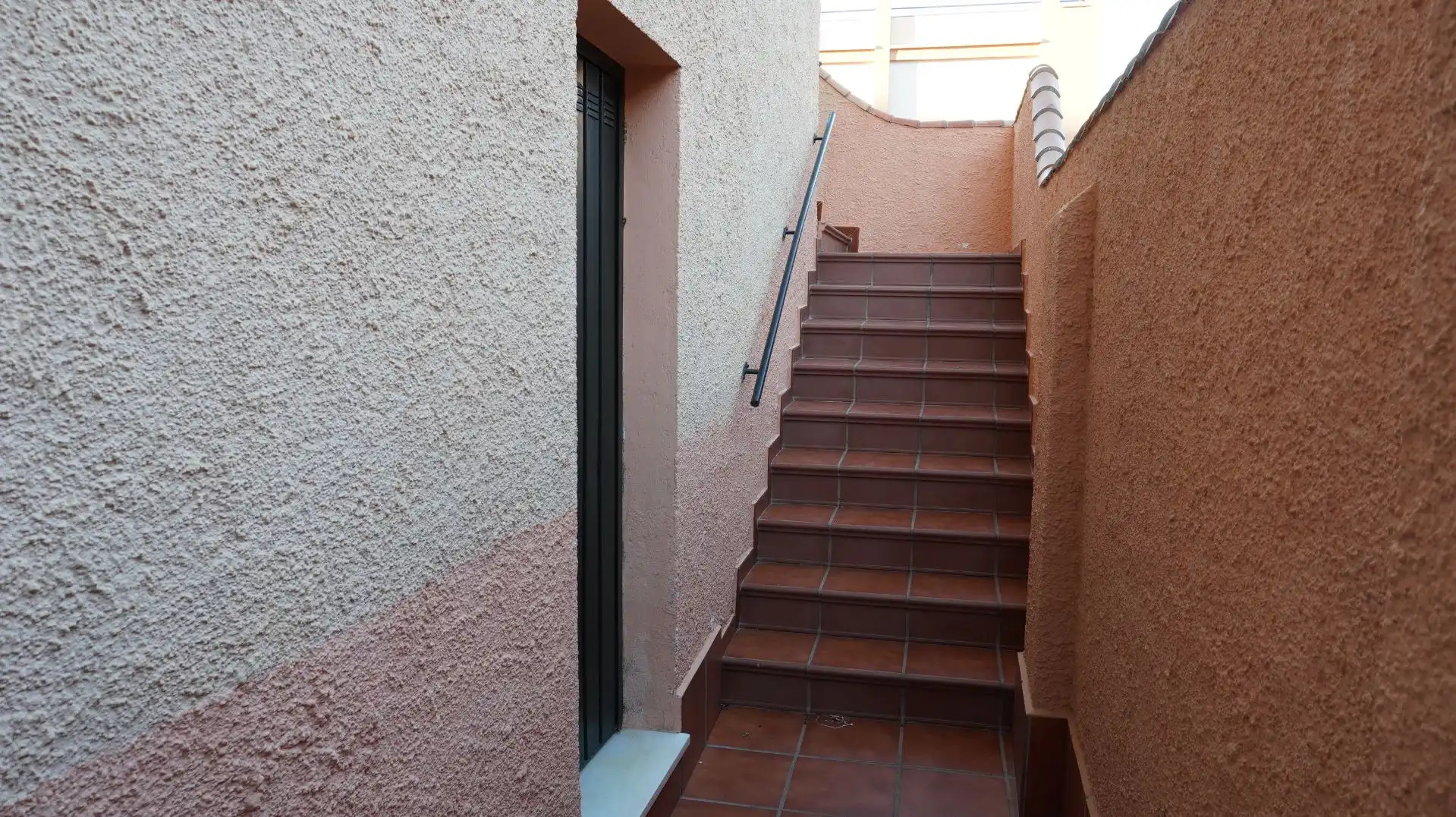 Casa adosada en venda en Motril amb Aire condicionat i Terrassa