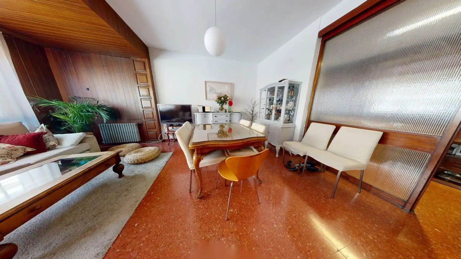 Living room of Flat for sale in Sevilla  with Air Conditioner and Terrace