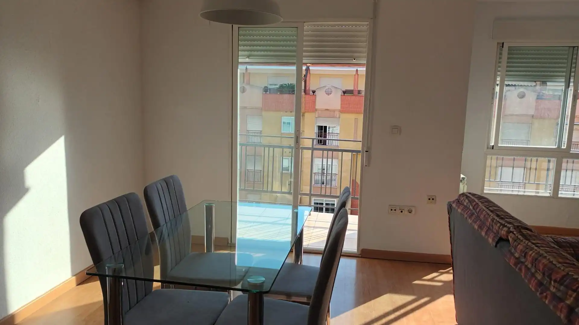 Comedor de Piso de alquiler en Granada con Aire acondicionado, Calefacción y Amueblado