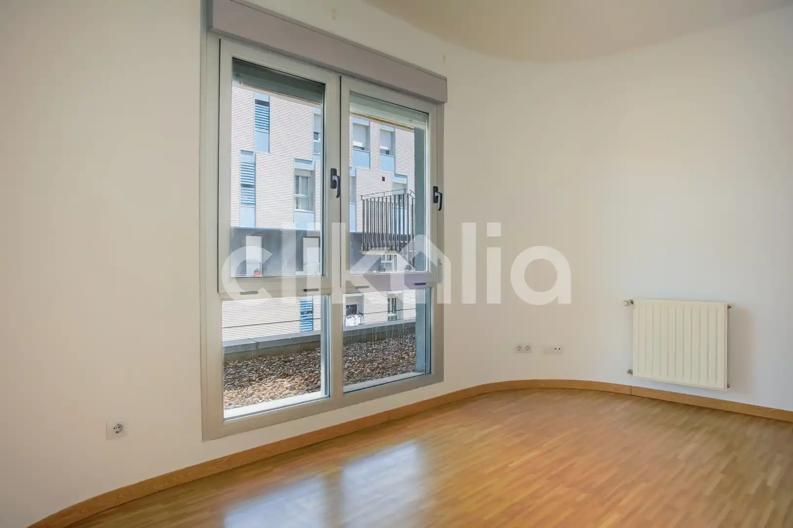 Habitación de Piso en venta en Madrid con Calefacción