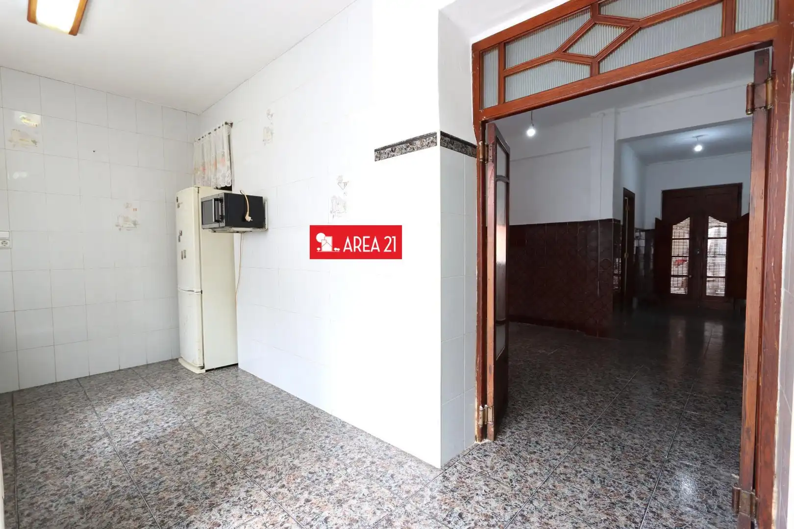Houses for sale in La Pobla de Vallbona  with Terrace and Storage room