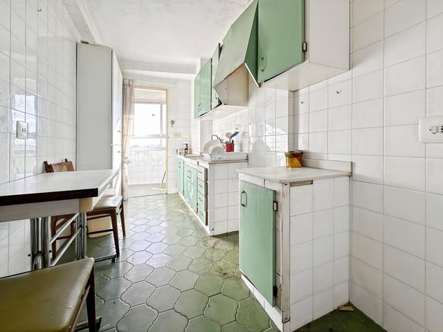 Piso en Venta en Ensanche - Parque del Oeste