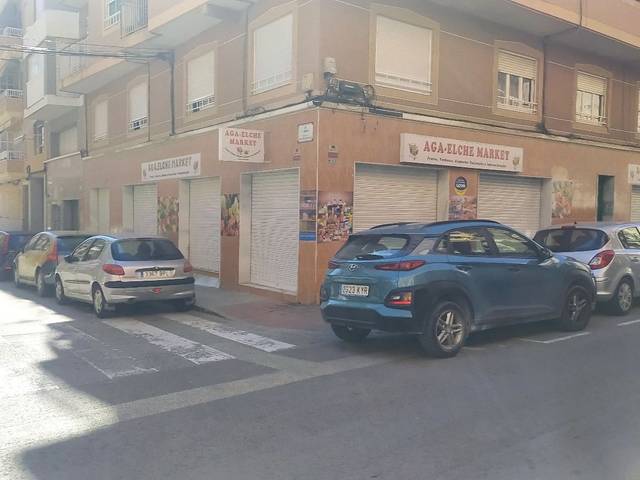 Local comercial en Alquiler en Carrer Mario Pastor Sempere, 17 en Camí dels Magros - Casablanca