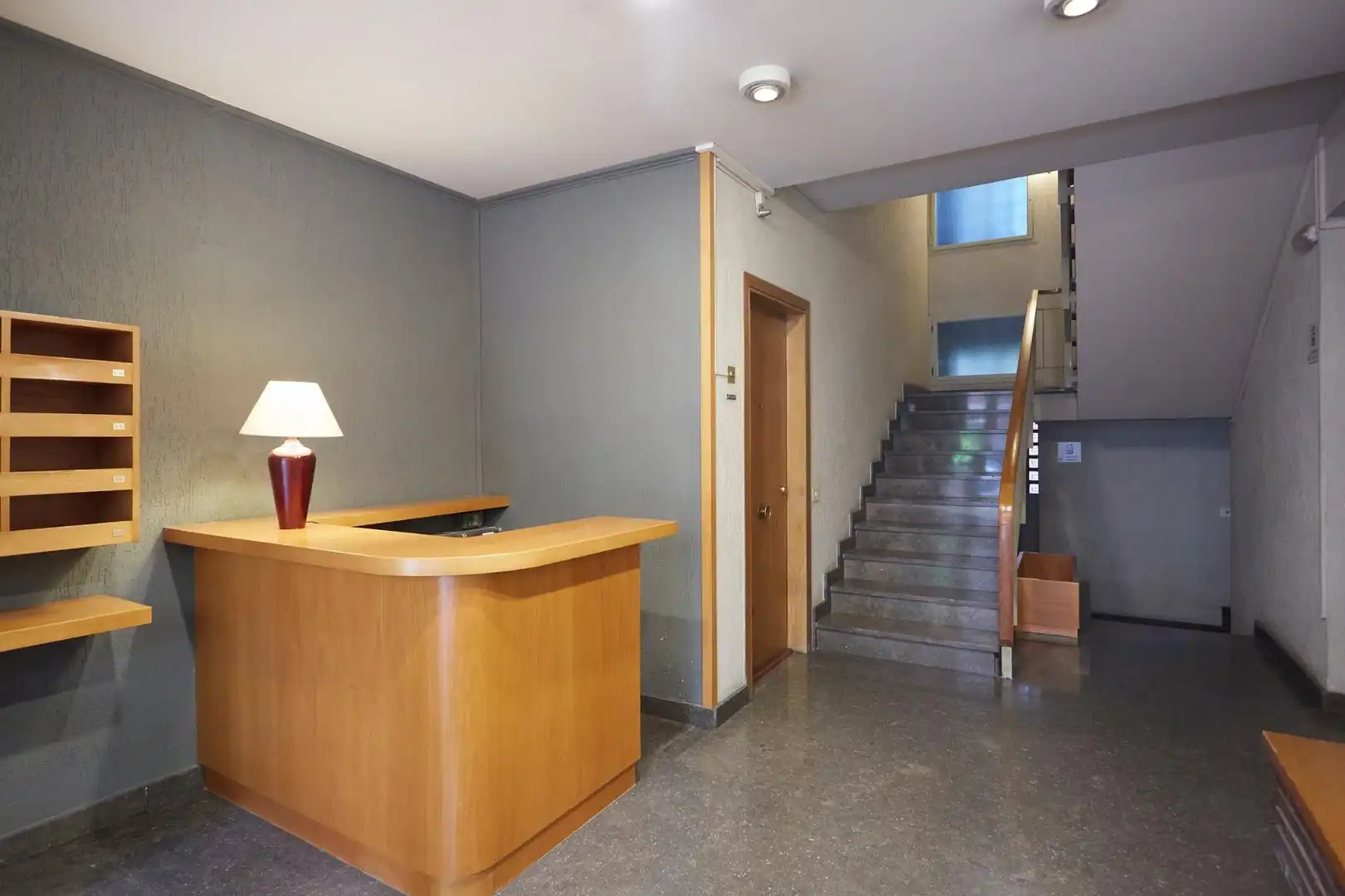 Wohnung zur Miete in Barcelona mit Klimaanlage, Terrasse und Abstellraum