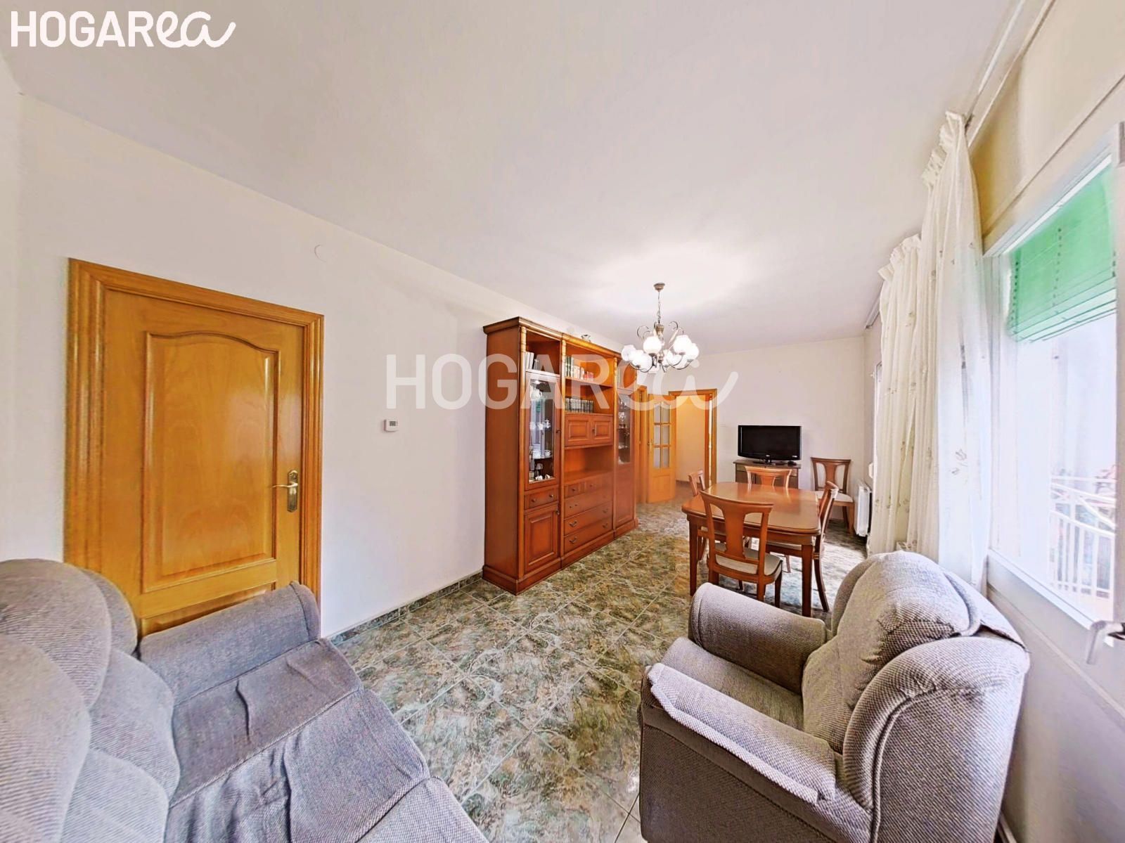 Living room of Flat for sale in Badalona  with Heating, Terrace and Balcony