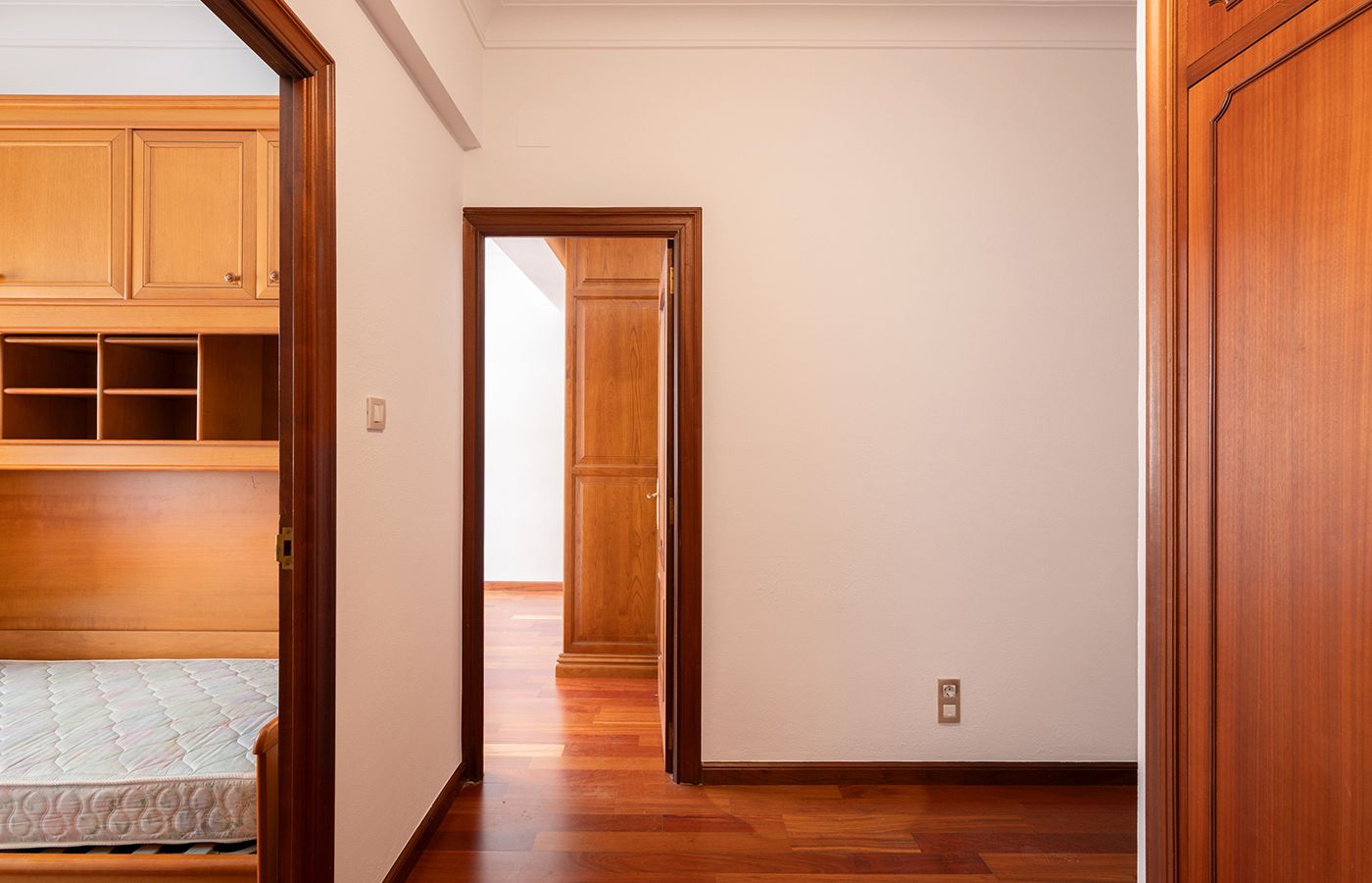 Flat for sale in A Coruña Capital   with Parquet flooring, Microwave and Balcony