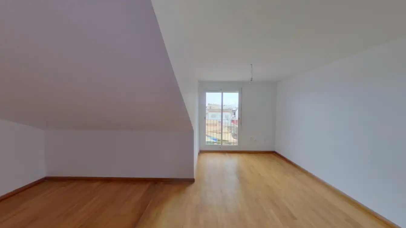 Dormitori de Dúplex en venda en Gandia amb Parquet