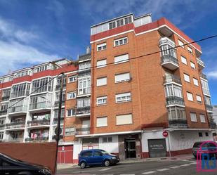 Exterior view of Flat for sale in León Capital   with Terrace and Storage room