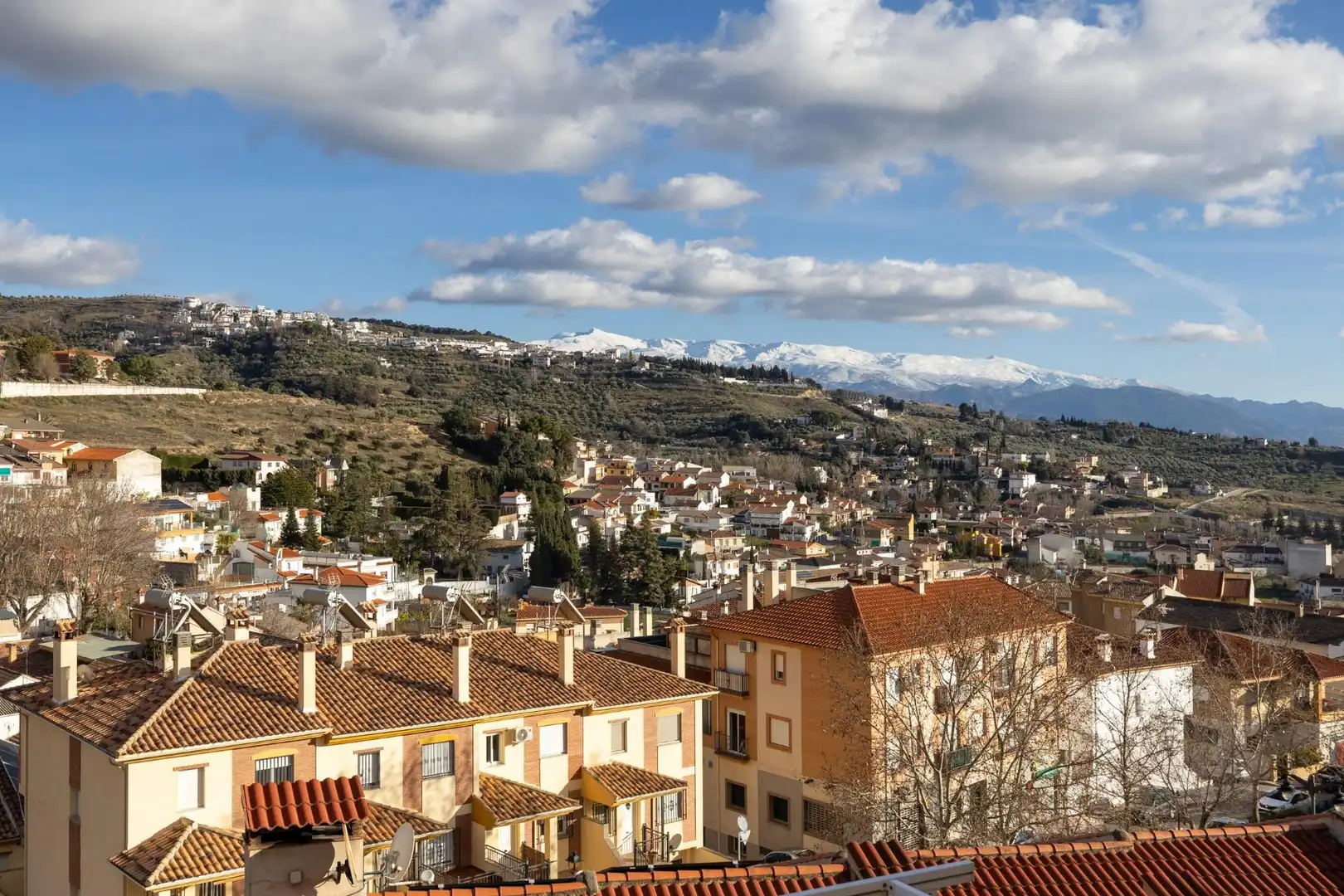 Casa amb terrassa en venda a Alfacar