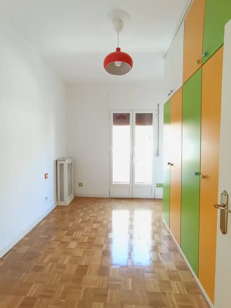 Habitación de Piso de alquiler en Madrid con Aire acondicionado, Calefacción y Parquet