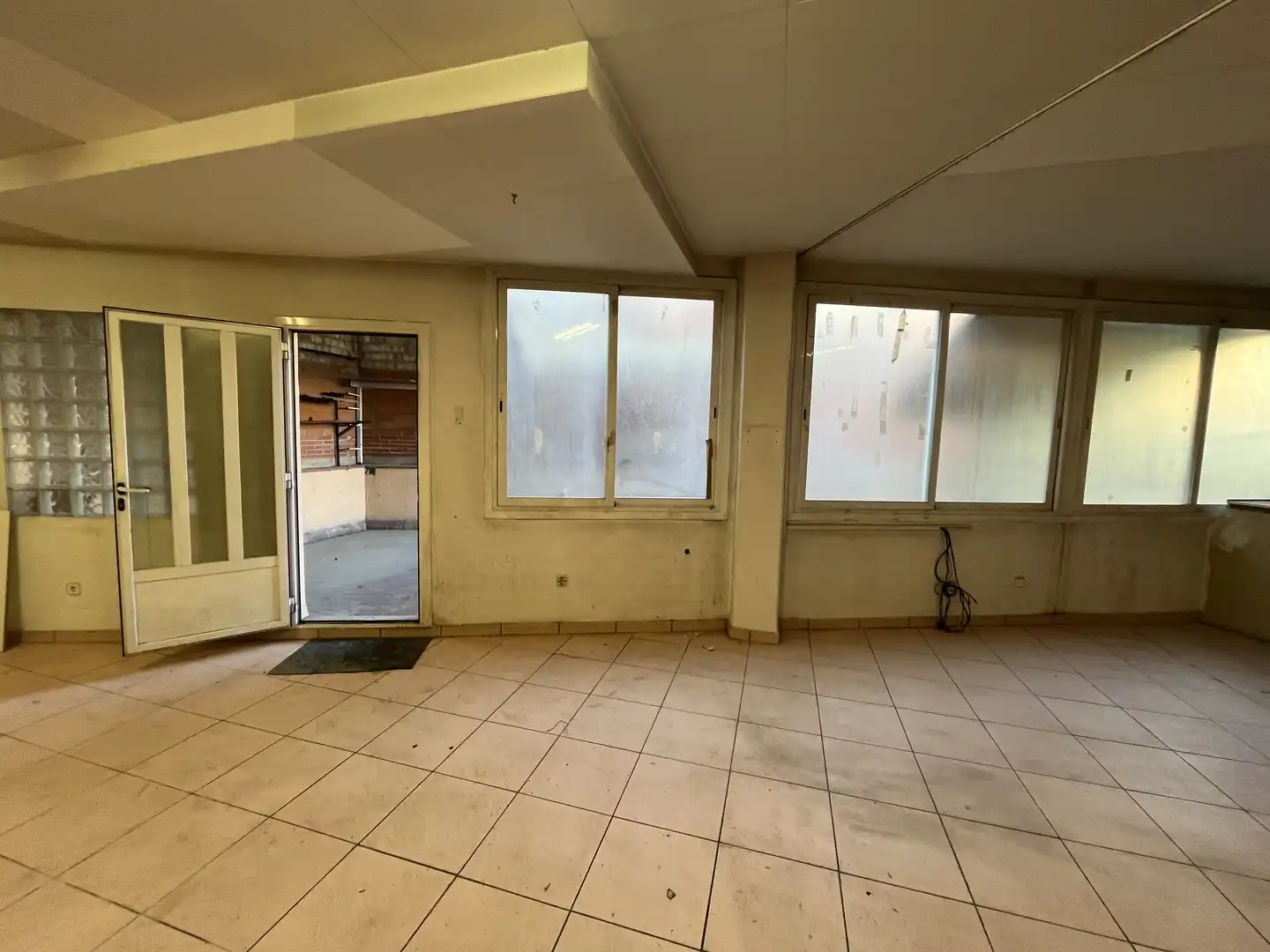 Commercial properties for rent in Manresa