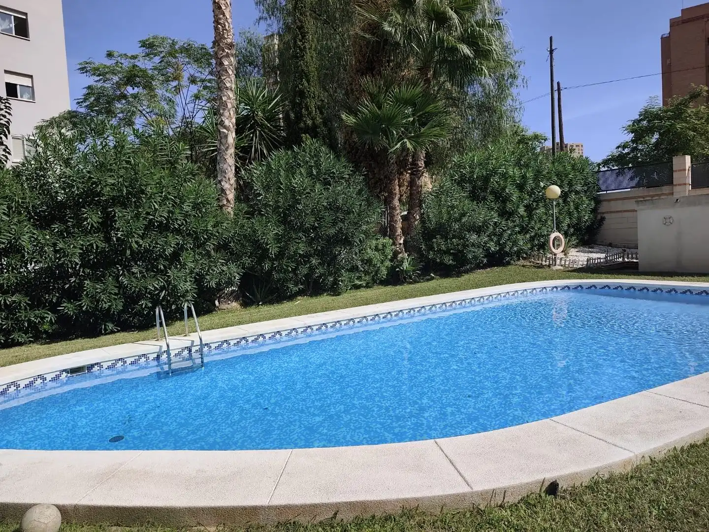 Apartamento con piscina en venta en Avinguda Marina Alta 6, imagen 13