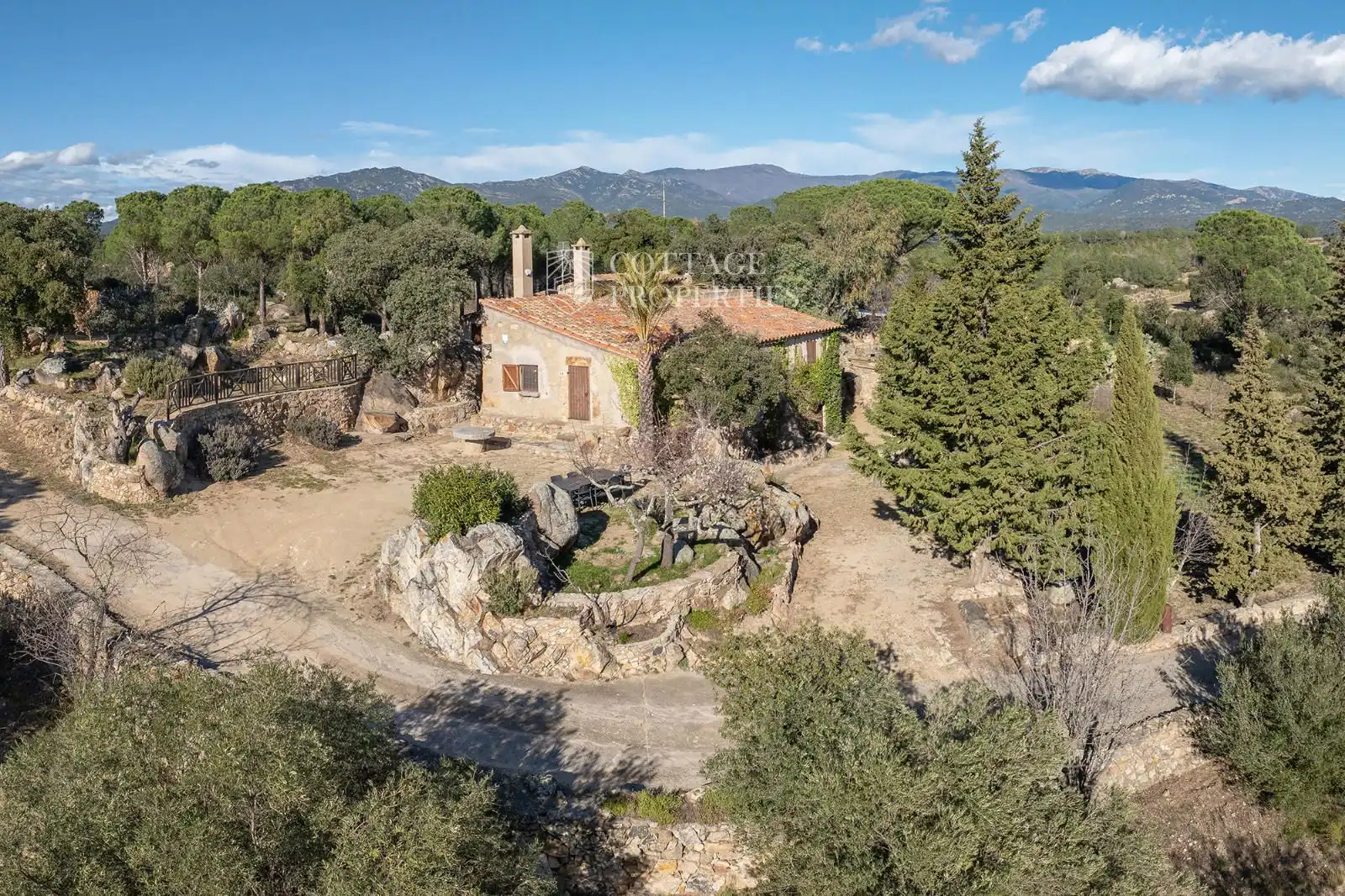 Country homes for sale in Capmany