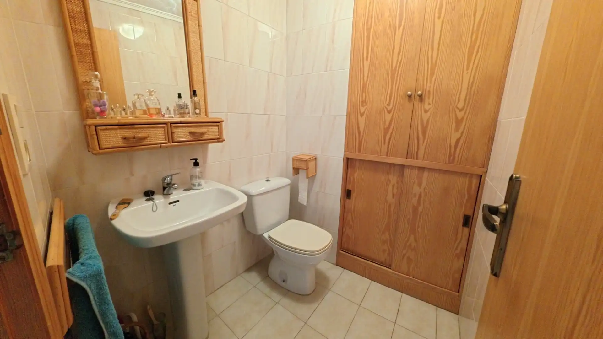 Baño de Piso en venta en Elche / Elx con Calefacción, Terraza y Trastero