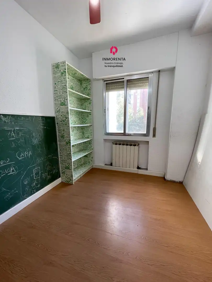 Habitación de Piso en venta en Fuenlabrada con Calefacción y Jardín privado