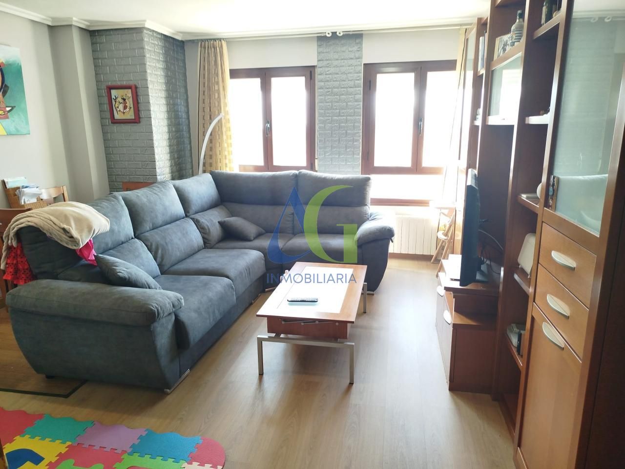 Living room of Duplex for sale in Villaquilambre  with Heating and Storage room