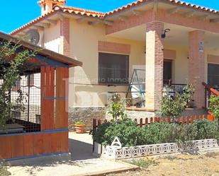 Exterior view of Country house for sale in Fuentelahiguera de Albatages  with Terrace