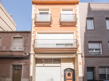 Tríplex amb balcó en venda a CALDERON DE LA BARCA 52