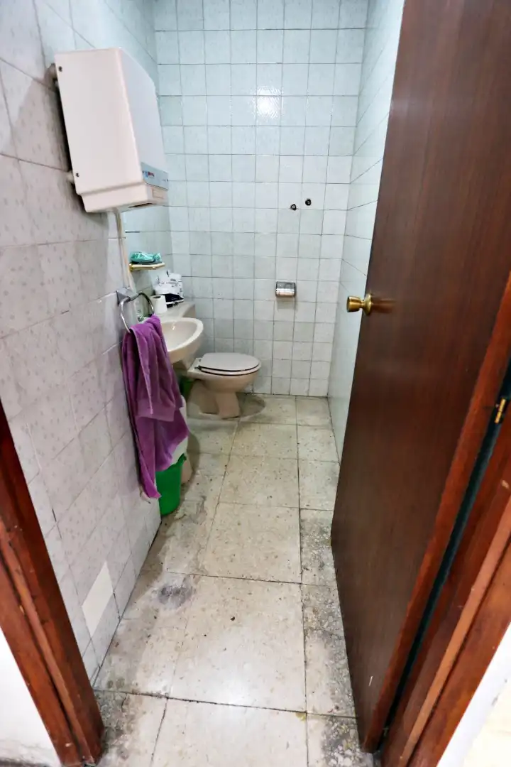Baño de Local de alquiler en Getafe