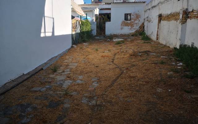 Terreno residencial en Venta en Calle la Fuente en Núcleo urbano