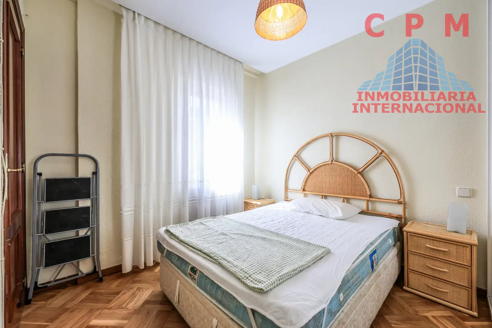 Habitación de Piso de alquiler en Madrid con Aire acondicionado, Calefacción y Parquet