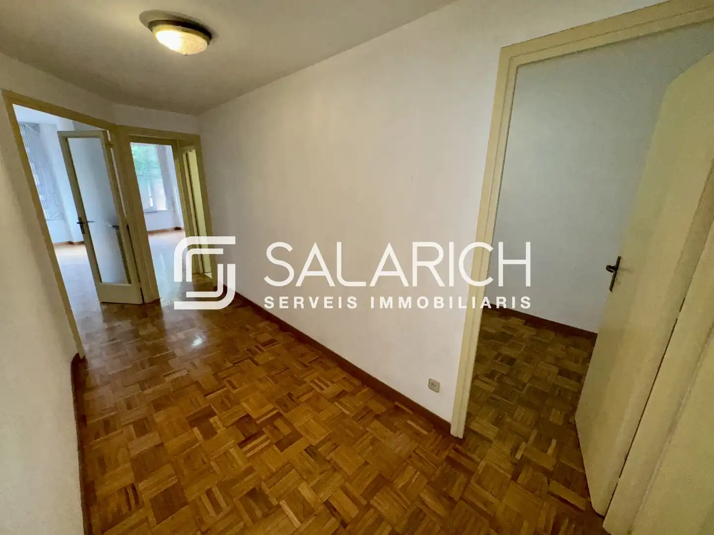 Flat for sale in Barcelona  with Heating