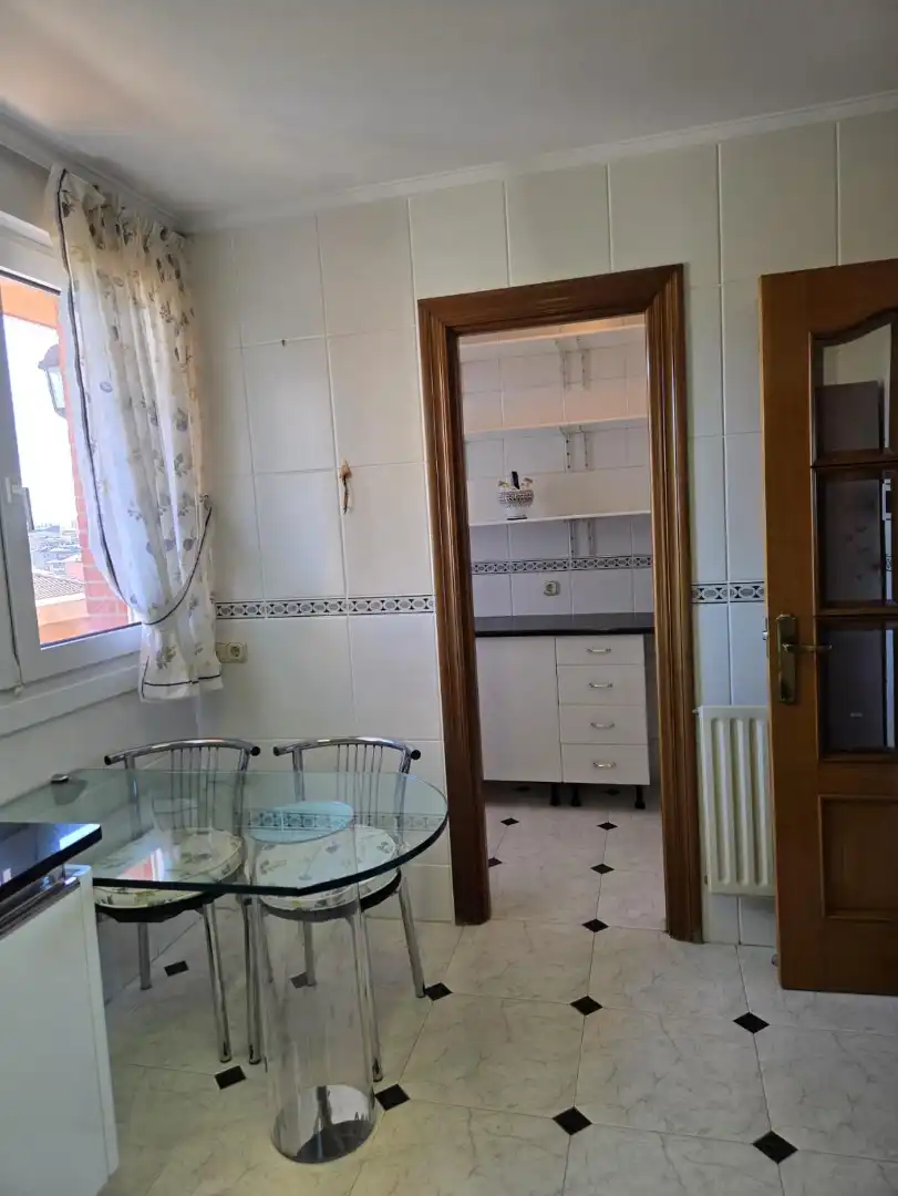 Cuina de Àtic en venda en Getxo  amb Calefacció, Terrassa i Traster