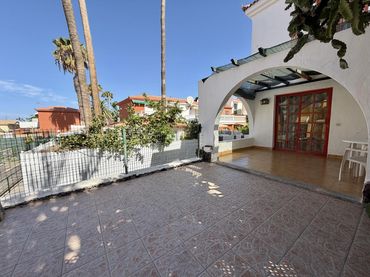 Casa amb balcó en venda a Calle Doctor Agustín Millares Carlo