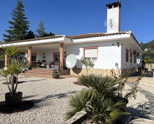 Vista exterior de Casa o xalet en venda en Ontinyent amb Aire condicionat, Calefacció i Jardí privat