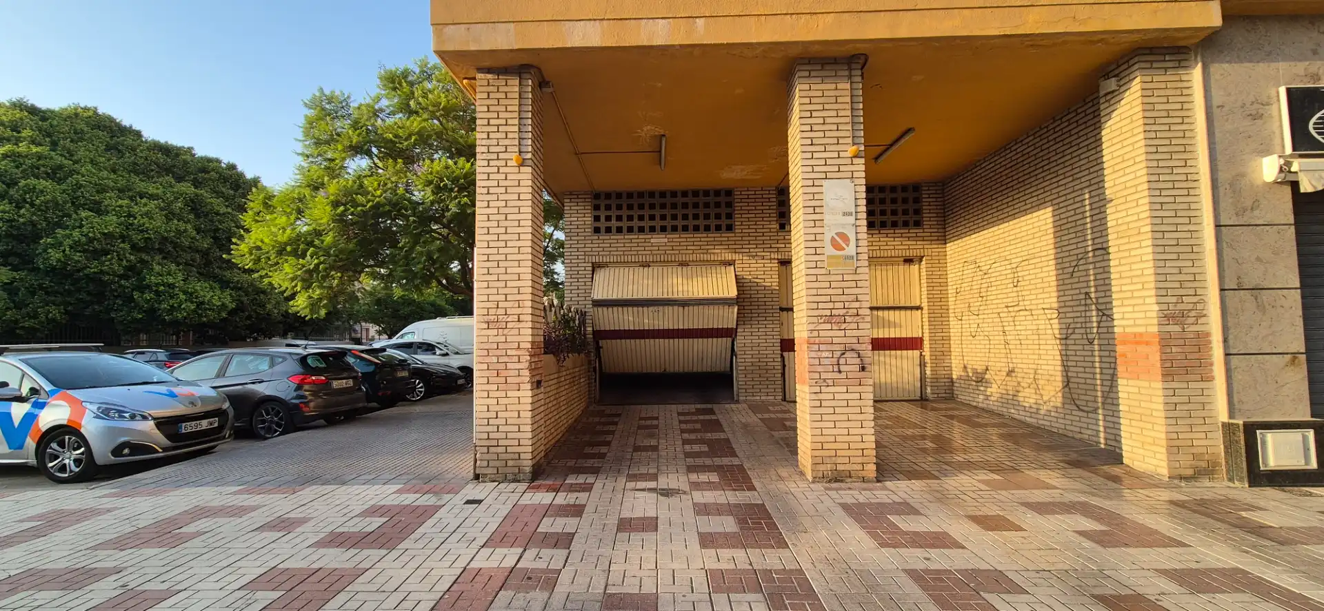 Parking de Piso en venta en Málaga con Terraza y Trastero