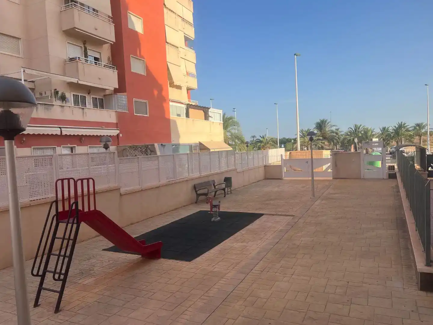 Terrassa de Pis en venda en Elche / Elx amb Aire condicionat, Jardí privat i Parquet