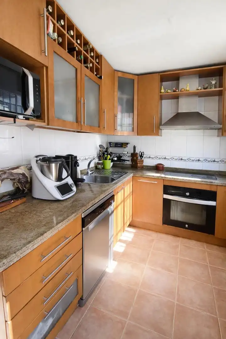 Cocina de Casa adosada en venta en Maracena con Calefacción y Trastero
