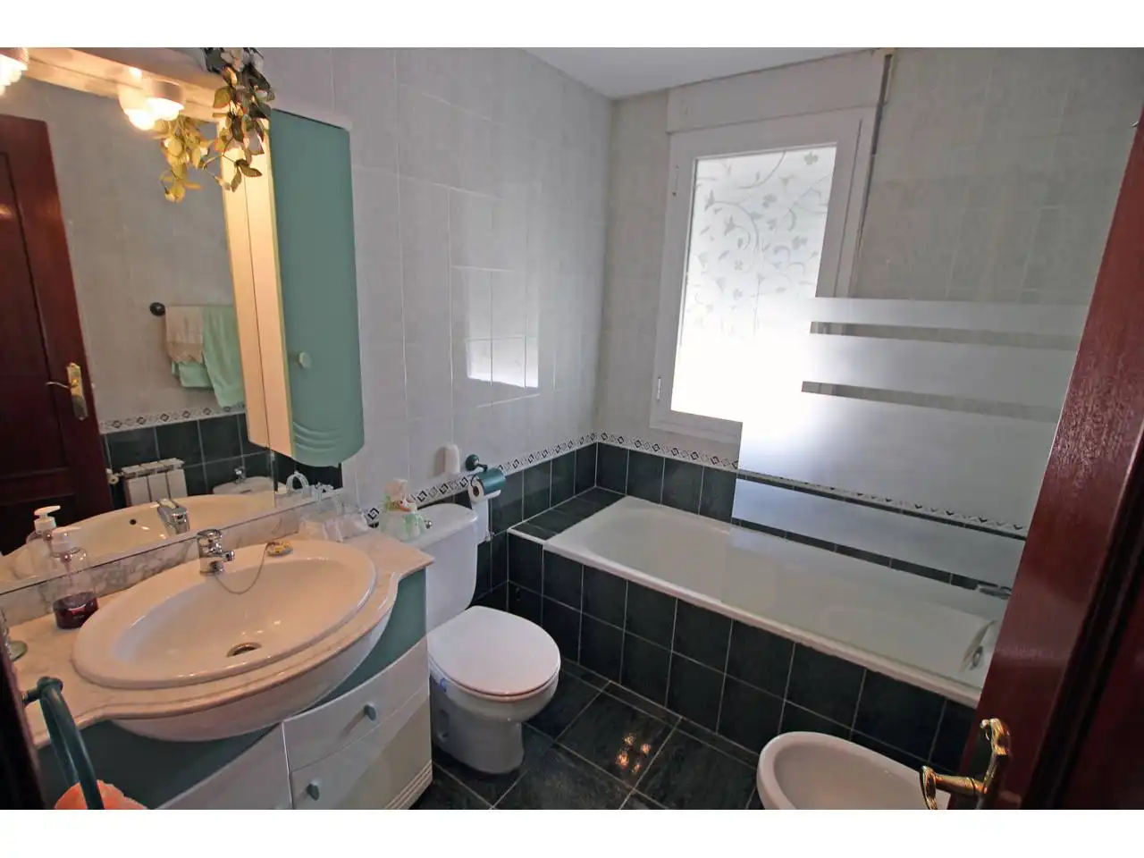 Baño de Casa o chalet en venta en Cabanillas del Campo con Calefacción, Jardín privado y Terraza