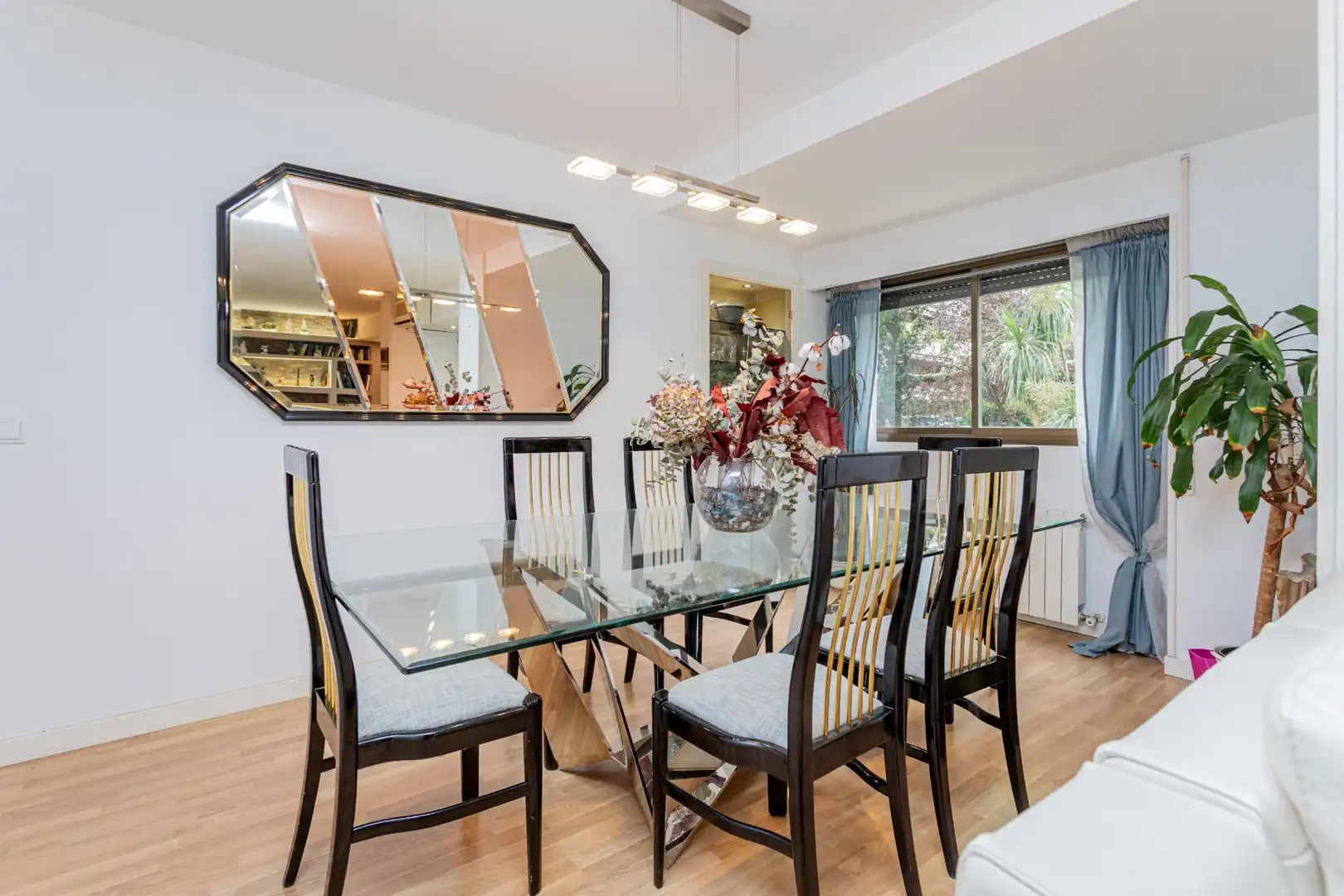 Comedor de Piso en venta en Madrid con Aire acondicionado, Calefacción y Jardín privado