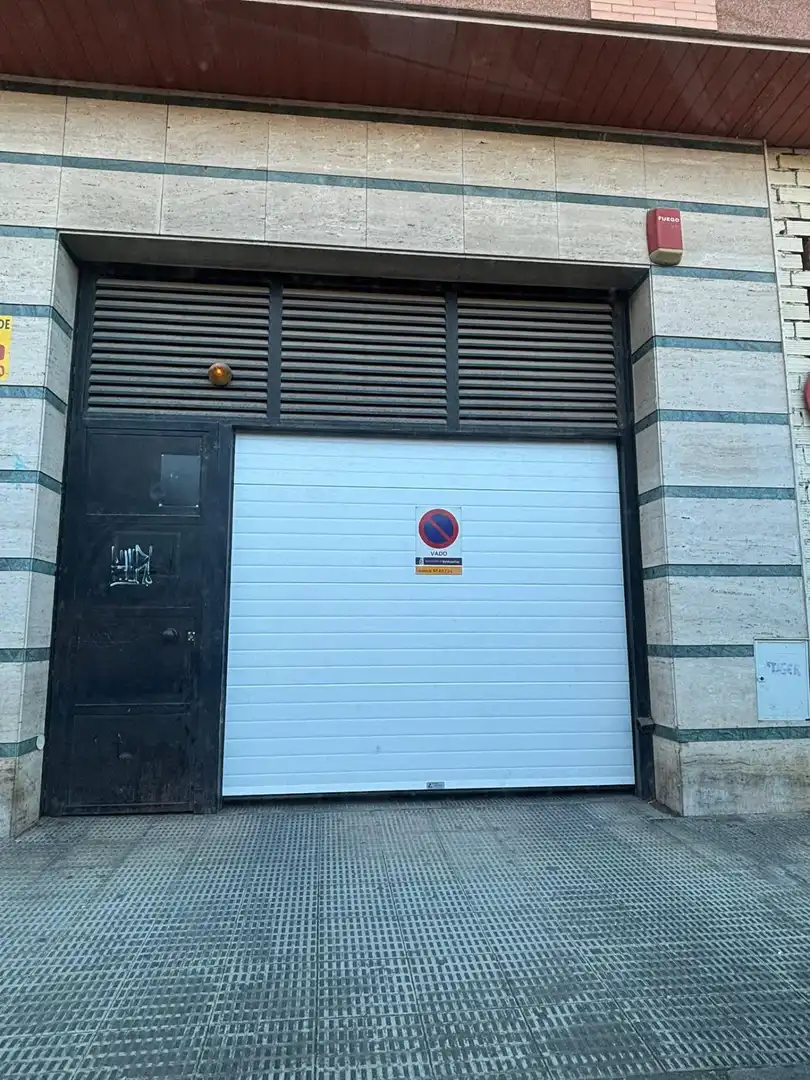 Garage for rent in Valdepeñas