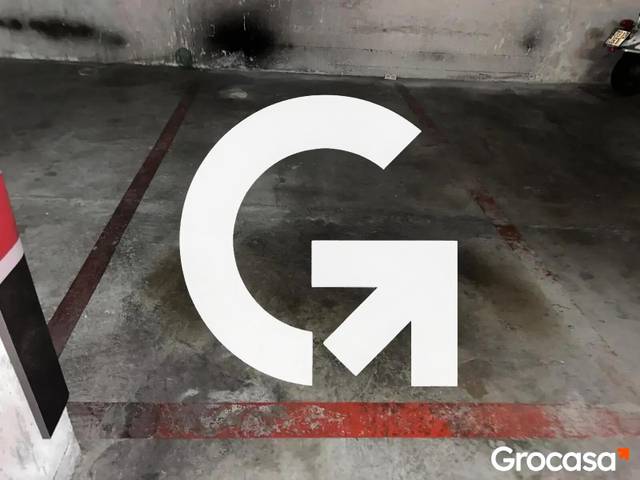 Garaje en Venta en CL GUITARD en Sants