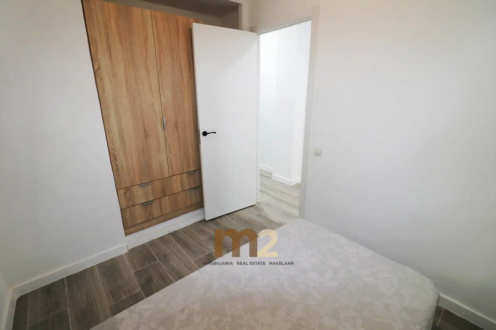 Habitación de Apartamento en venta en Guardamar del Segura con Aire acondicionado, Amueblado y Horno